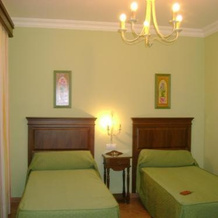 Hostal Santa Cruz, 洛斯帕拉西奥斯-比利亚弗兰卡 — 照片 3