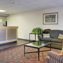 Days Inn Cedar Falls- University Plaza, Cedar Falls — photo 2