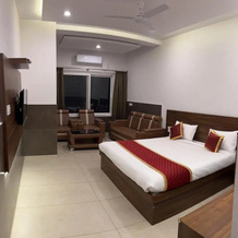 Hotel Royal Comforts, 曼达盖雷 — 照片 2