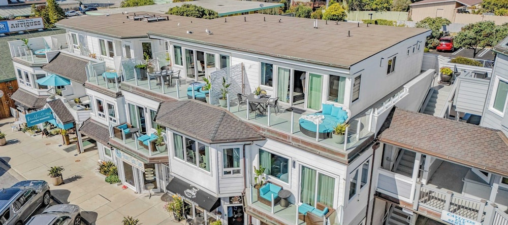 4 Cayucos Bungalows Steps to Beach, Sleeps 16, Pet Friendly, 卡尤科斯 — 照片 1