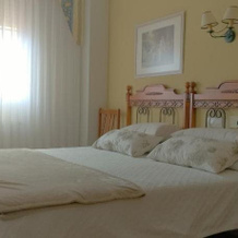Hostal Pineda, Сервера-де-Писуэрга — фото 5
