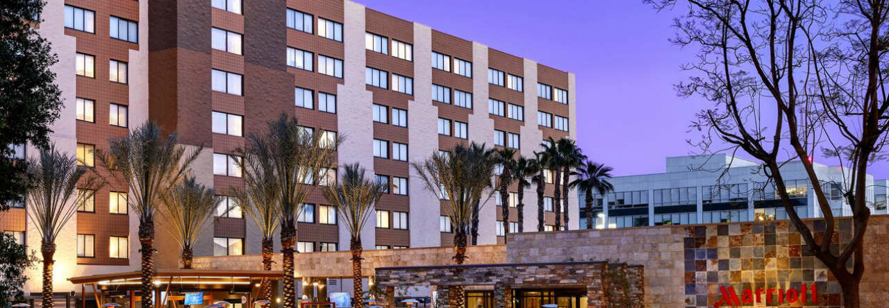Los Angeles Marriott Burbank Airport, 伯班克 — 照片 1