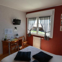 Logis Hôtel Au P'tit Quinquin, 勒瓦勒圣佩尔 — 照片 5