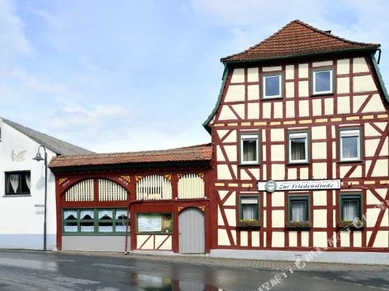 Zur Friedenslinde, 布茨巴赫 — 照片 1