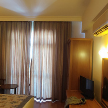 Villa Sunflower Beach Hotel, 科纳克勒 — 照片 2