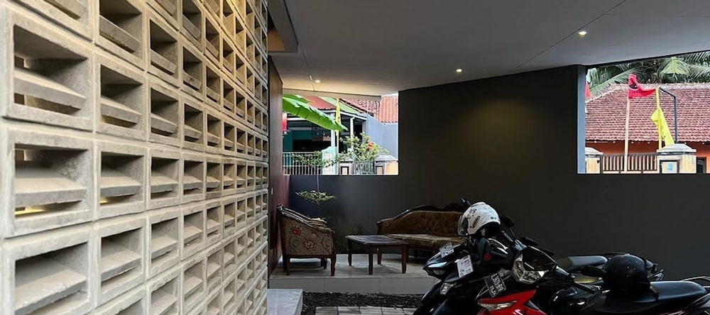 Hotel O Rubina Syariah Hotel, 普尔巴灵加 — 照片 1