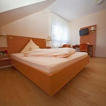 Hotel Krone, Waldbronn — photo 3
