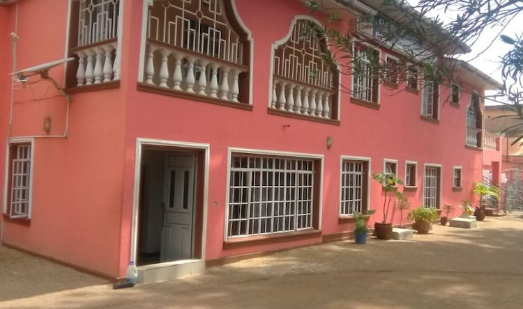 Elsam Mariot Guest House, Кисуму — фото 1