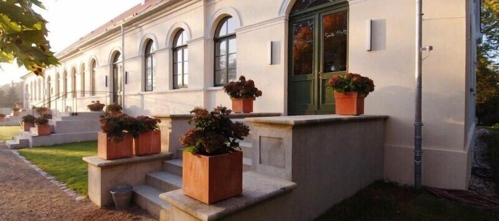 Kavaliershaus Schloss Blücher, Финкен — фото 1