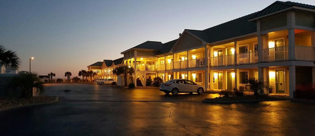 Islander Hotel & Resort, Эмералд-Айл — фото 1