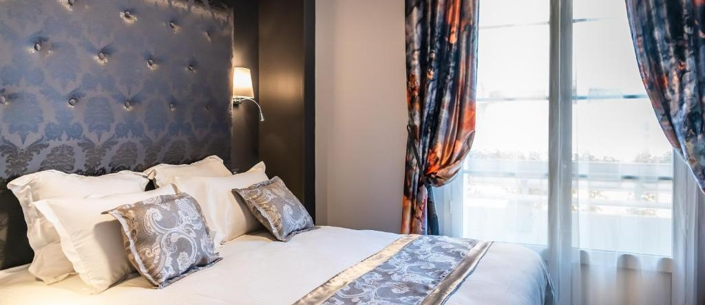 Brit Hotel Privilege Lisieux – La Villa Des Arts, Лизьё — фото 1