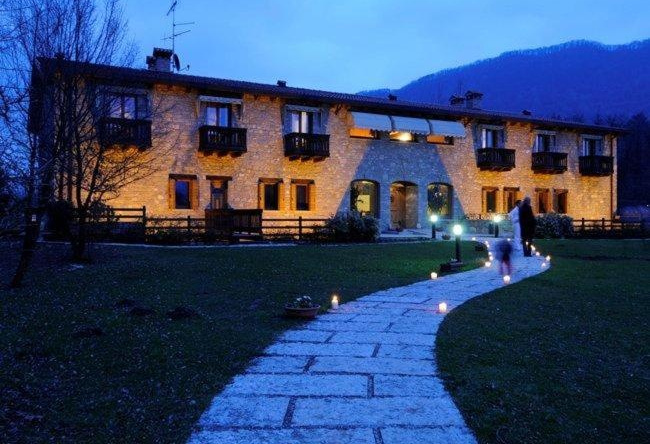 Ai Cadelach Hotel Giulia, 塔尔佐 — 照片 1