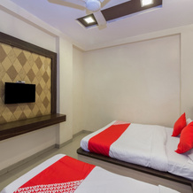 Hotel Netra Sai, 希尔迪 — 照片 5
