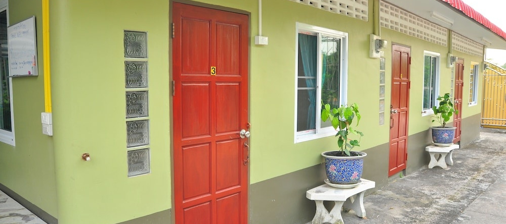 HomeStay Baan Suan Mea Ta, 巴真府 — 照片 1