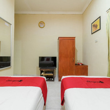 RedDoorz @ Jalan Lintas Sumatera Lahat, Lahat — photo 4