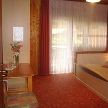 Rooms Ivan, 斯卢尼 — 照片 5