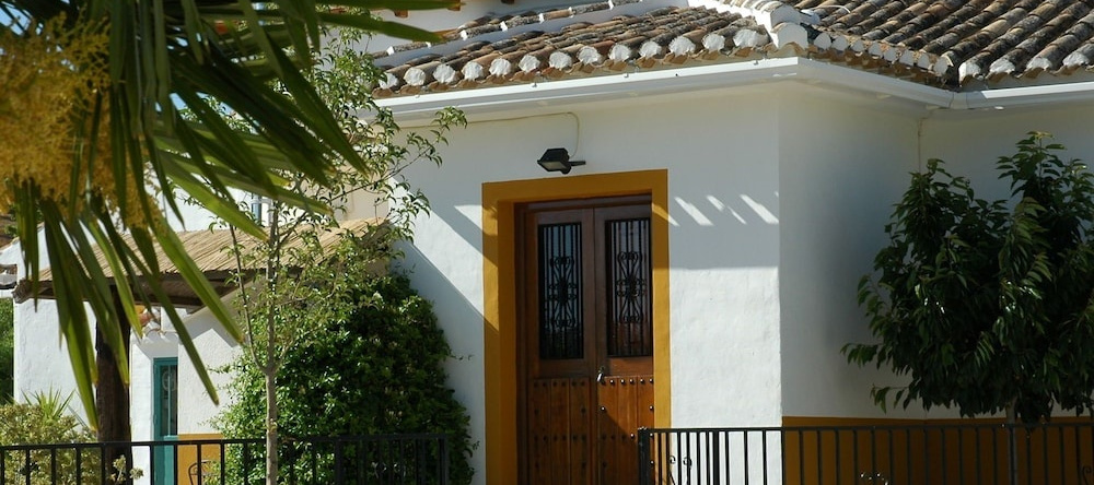 Spacious Cottage In Andalusia With Swimming Pool, Лоха — фото 1