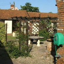 Low Farm Cottages, Waldringfield — photo 2