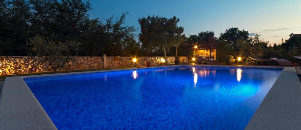 Villa Nana - Modern Villa With A Pool Surrounded By Nature, Istria-Pula, Валтура — фото 1