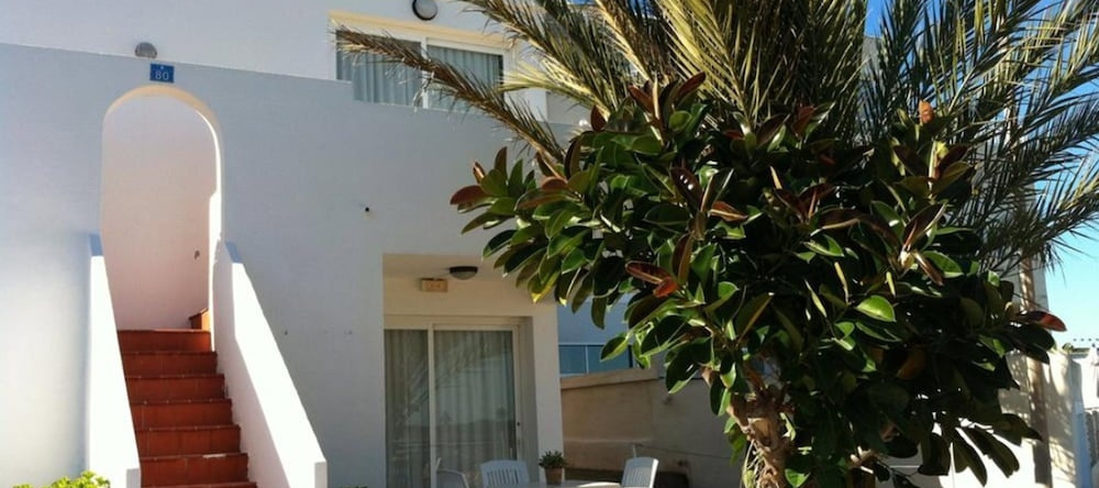 Bungalows Eugenio La Sabina, Форментера — фото 1