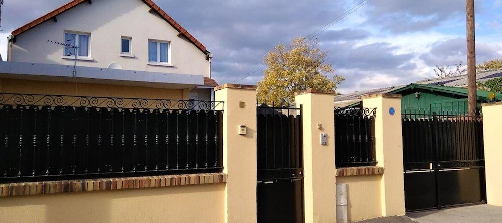 Apartment With 4 Bedrooms In Dugny With Wonderful City View Furnished Terrace And Wifi, Дюньи — фото 1