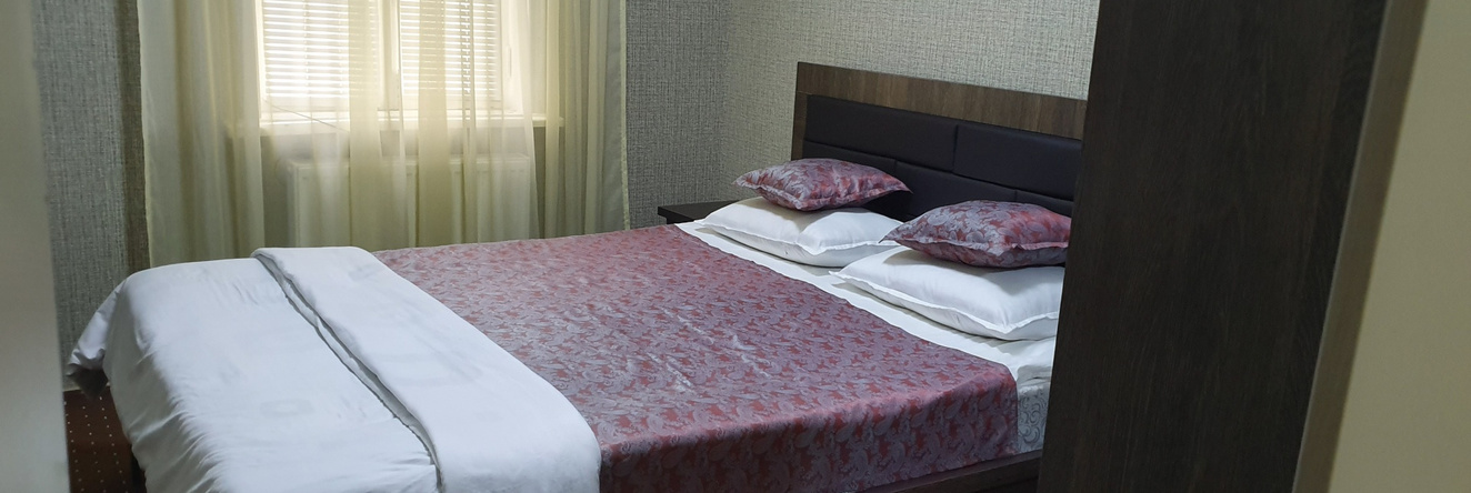 Status House Guest House, 费尔干纳 — 照片 1