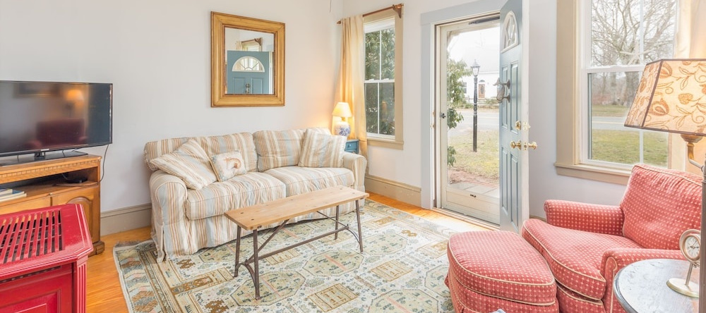 63 Locust Rd Home - 3 Br home by RedAwning, Orleans — photo 1