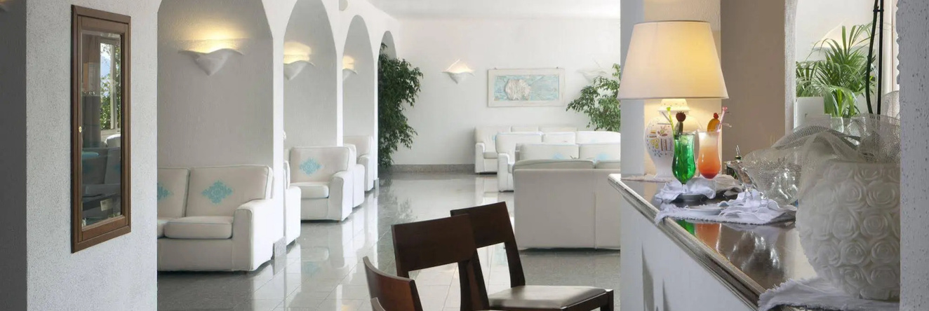 Gabbiano Azzurro Hotel & Suites, 阿尔安奇湾 — 照片 1