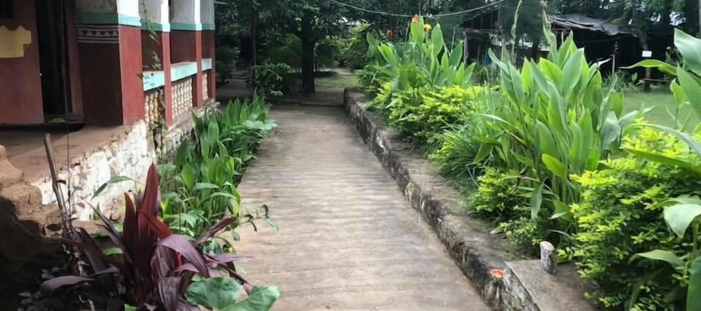 Polo Forest Cottage, Vijayanagar — photo 1