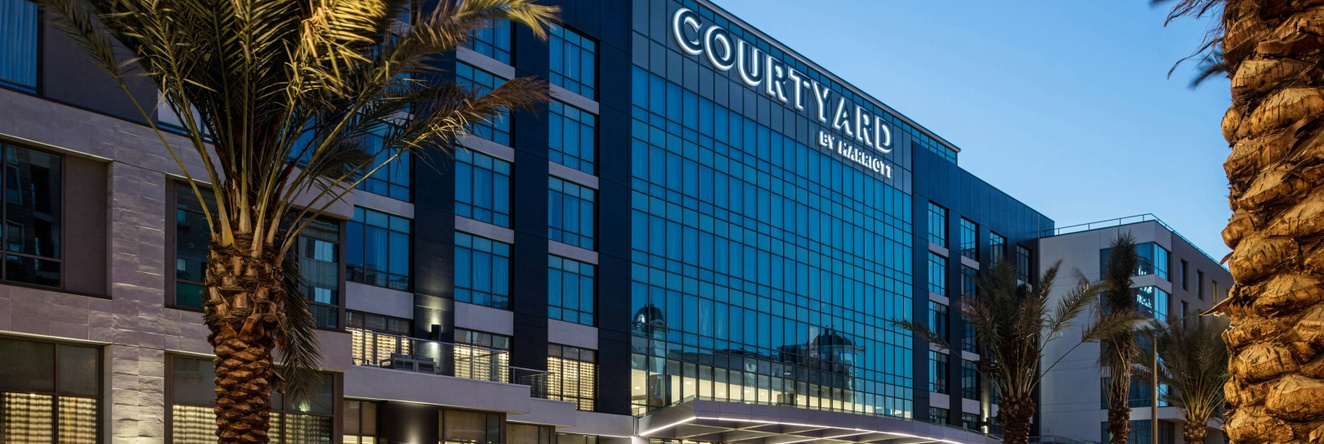 Courtyard by Marriott Los Angeles Monterey Park, 蒙特雷帕克 — 照片 1