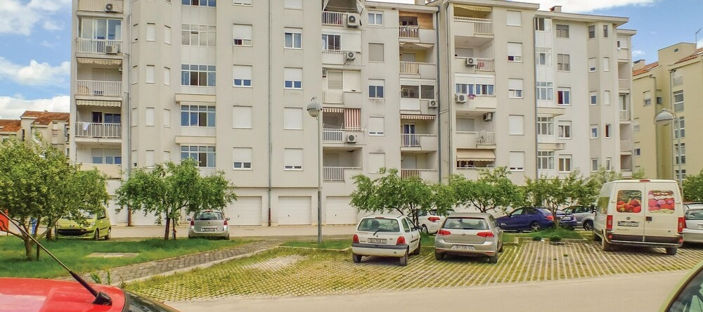 Amazing Apartment In Metkovic With Wifi And 2 Bedrooms, Меткович — фото 1