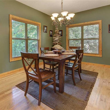Riversound Romance 2 Bedroom Home with Hot Tub, Pittman Center — photo 3