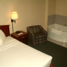 Baymont Inn & Suites New Buffalo, New Buffalo — photo 2