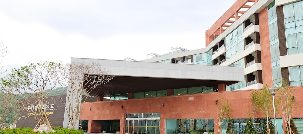 Mungyeong Saejae Resort, Mungyeong-eup — photo 1