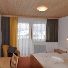 Haus am Waldrand, 巴赫 — 照片 4