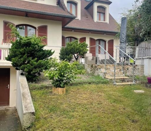 Beautiful and tidy house in the Paris area, La Courneuve — photo 1