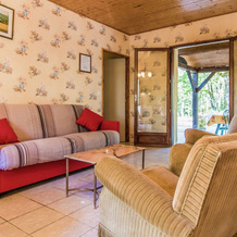 Modern Holiday Home in Salignac-Eyvigues with Swimming Pool, 萨利尼亚克-埃维格 — 照片 5