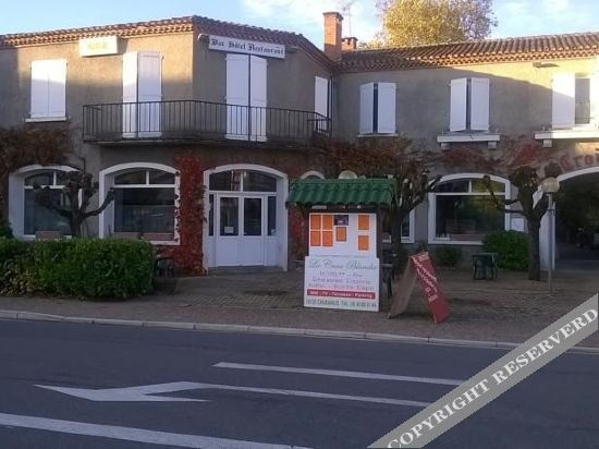 Hôtel de la Croix Blanche, Chabanais — photo 1