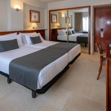 Gran Hotel Rey Don Jaime, Кастельдефельс — фото 4
