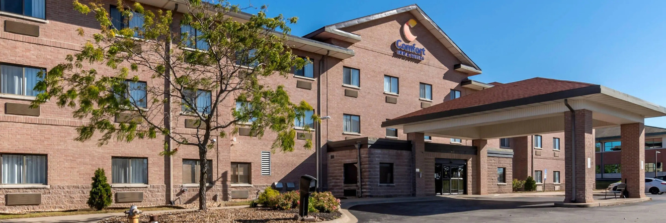 Comfort Inn & Suites Lees Summit - Kansas City, Lees Summit — photo 1