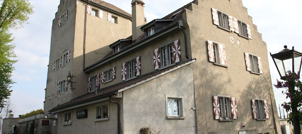 Hotel und Restaurant Schloss Castle Schwandegg, 施塔姆海姆 — 照片 1