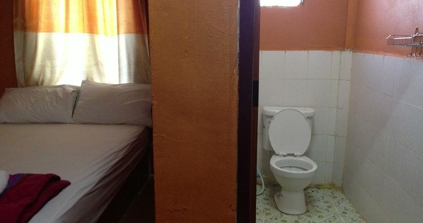 Xaypaseuth Guesthouse, Пхон Пхисай — фото 1