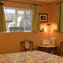 At Nautica Tigh Bed & Breakfast, Qualicum Beach — photo 2