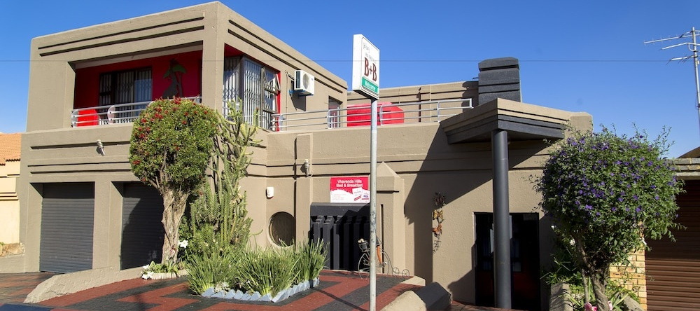 Vhavenda Hills Bed & Breakfast, Soweto — photo 1