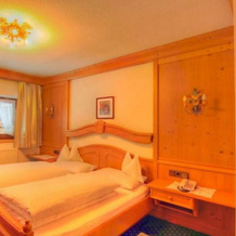 Die Seefelderin Boutique Hotel St. Georg, 塞费尔德 — 照片 2