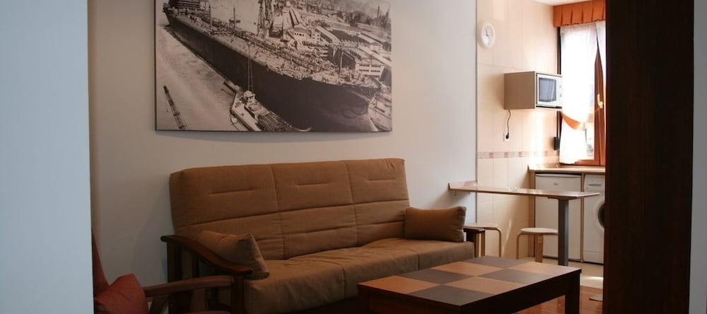 Apartamentos Metro Pasarela, Португалете — фото 1