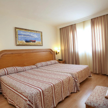 Hotel & Spa Peñíscola Plaza Suites, 佩尼斯科拉 — 照片 4