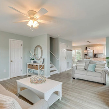 Walk to Shore: Multi-deck Townhome in Kure Beach!, 库尔海滩 — 照片 2