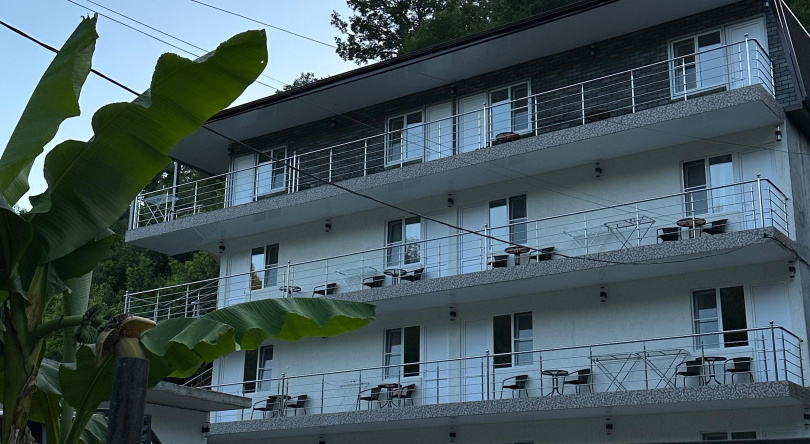 Zolotaya Bukhta 13 Guest house, 佐洛塔亚布赫塔 — 照片 1