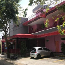 Pink House, Probolinggo — photo 4